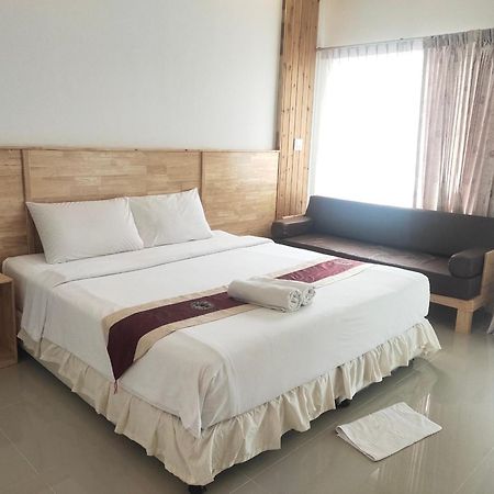 Yuwadee Resort Chalong Buitenkant foto