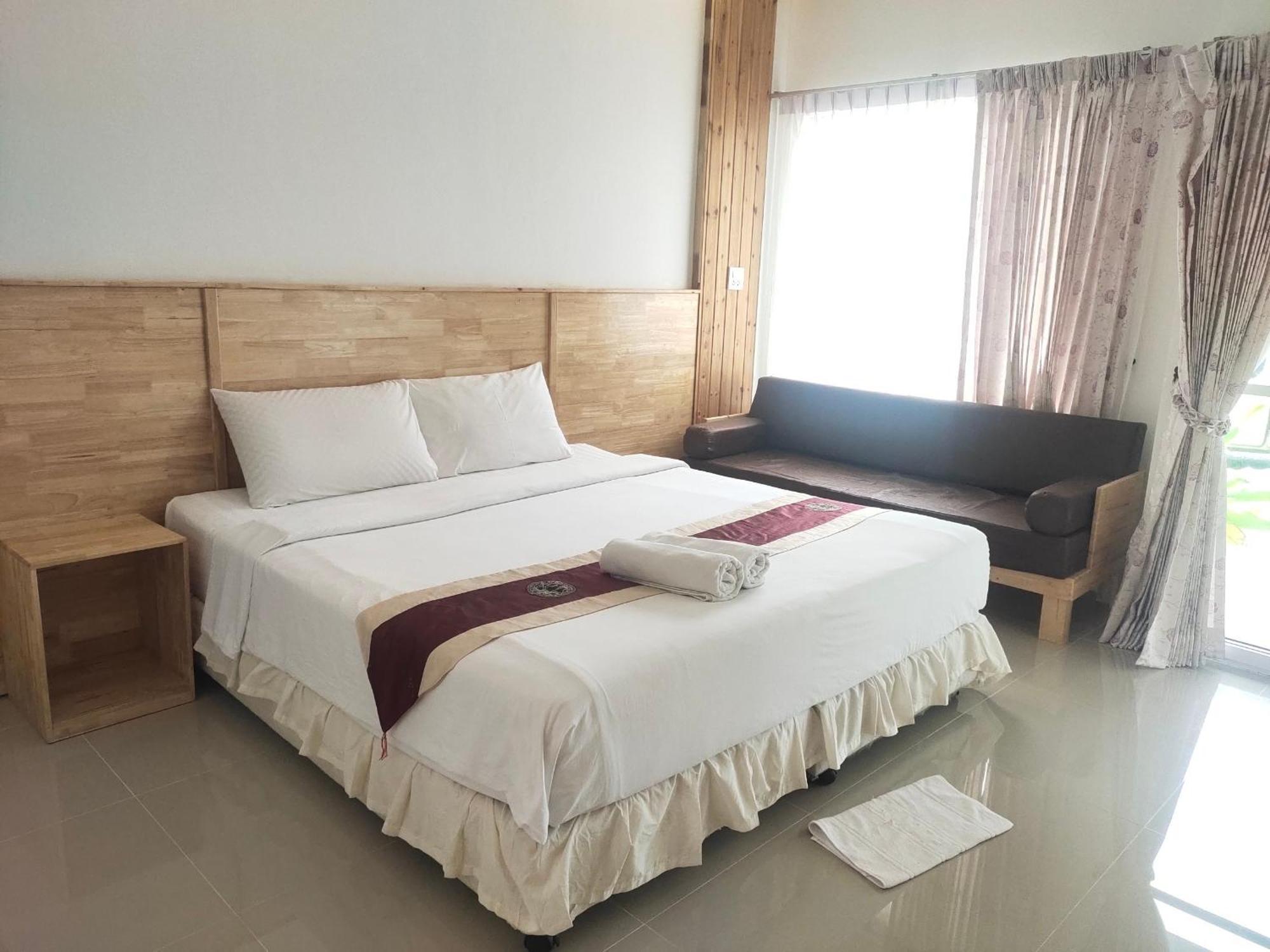 Yuwadee Resort Chalong Buitenkant foto