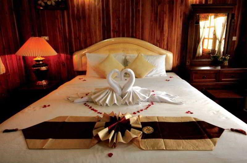Yuwadee Resort Chalong Buitenkant foto