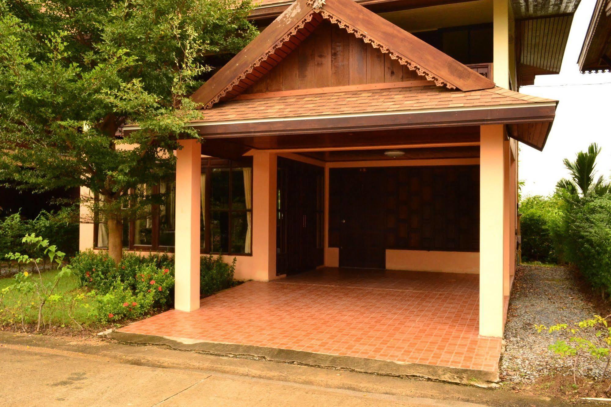 Yuwadee Resort Chalong Buitenkant foto