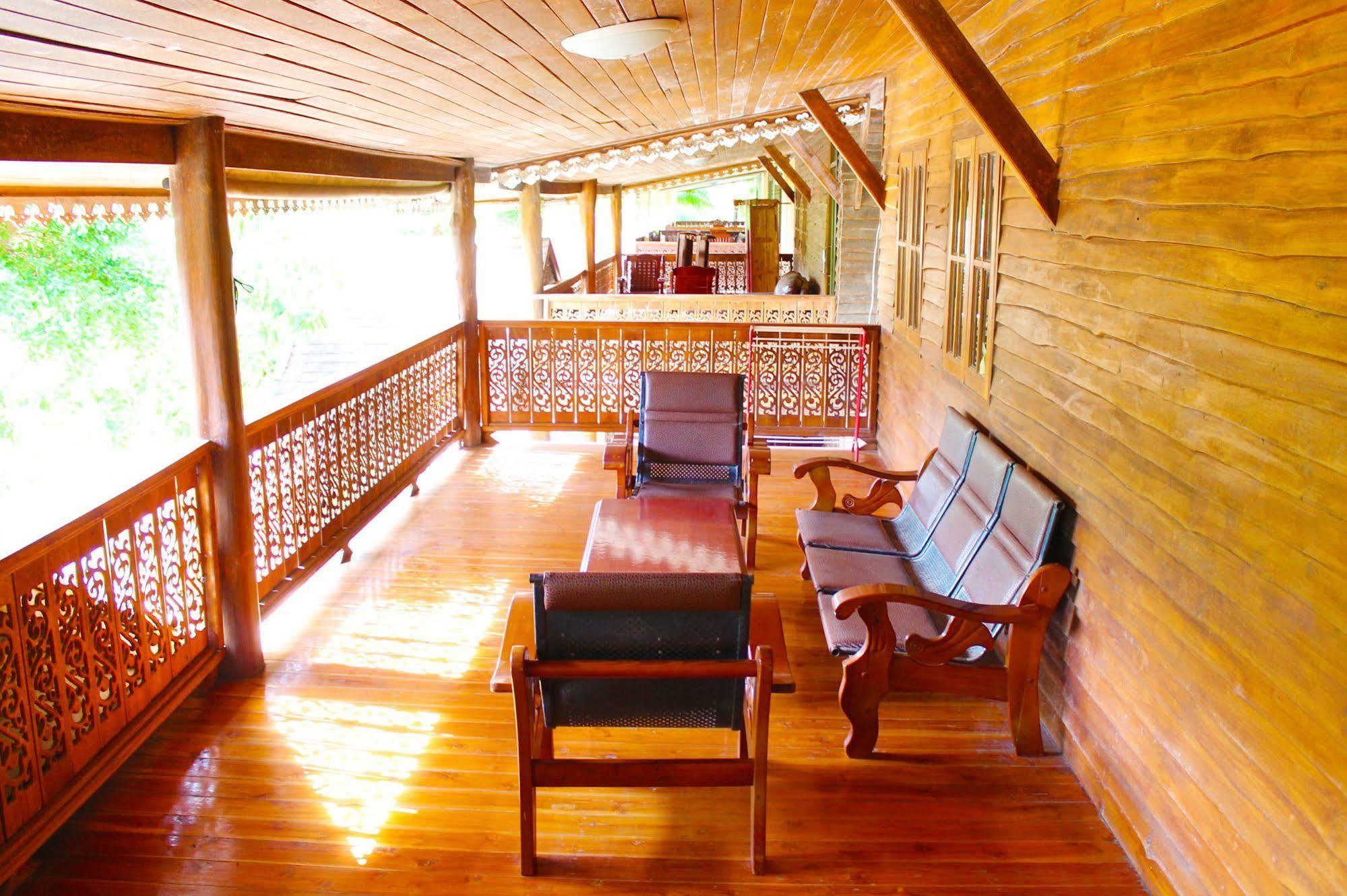 Yuwadee Resort Chalong Buitenkant foto