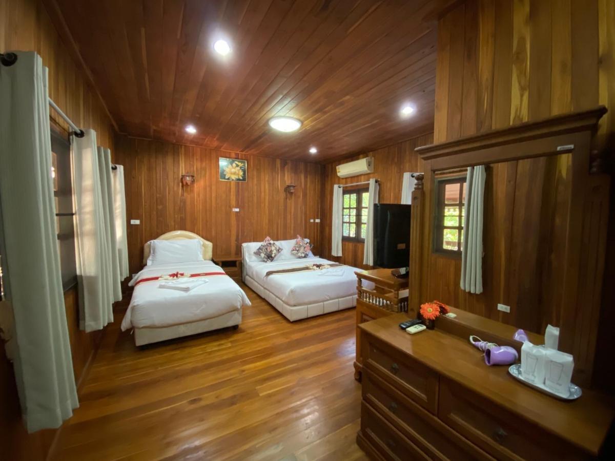 Yuwadee Resort Chalong Buitenkant foto