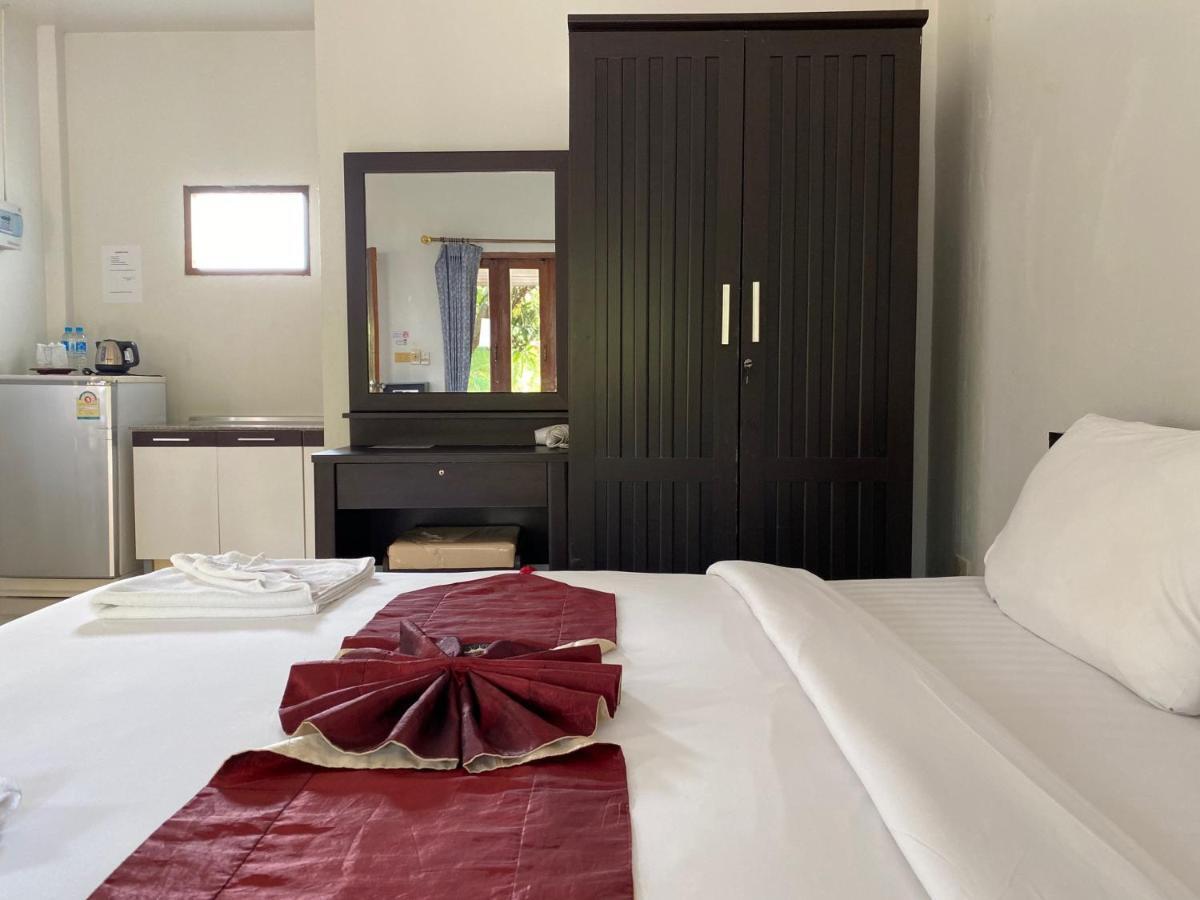 Yuwadee Resort Chalong Buitenkant foto